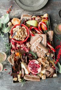 Festive Charcuterie Board: A Perfect Inspiration for Christmas Jigsaw Puzzles