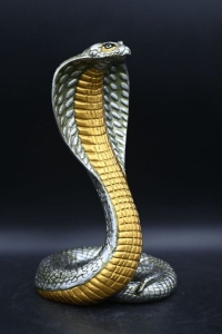 Majestic Cobra Sculpture: A Fusion of Silver and Gold