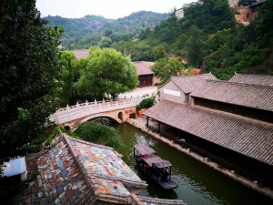 Tranquil Riverside Captured with HUAWEI P20: A Journey Through History